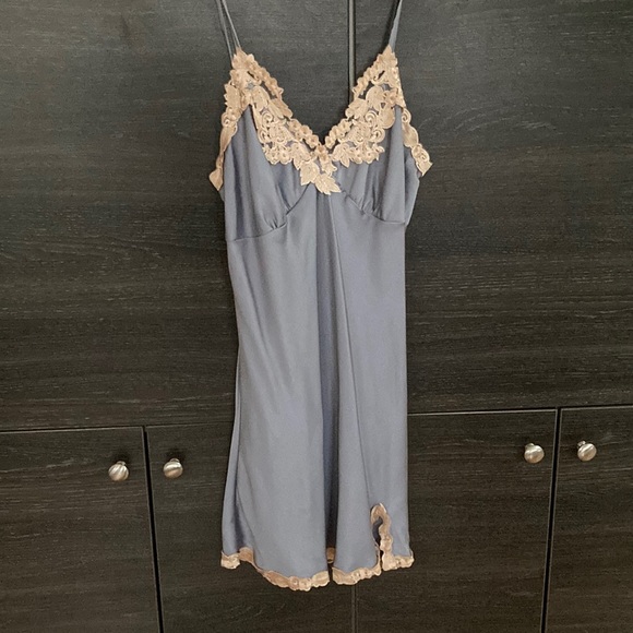 New Grey Blue Negligee w Belted Dressing Gown Edges in Blush Lace Med - Picture 3 of 11